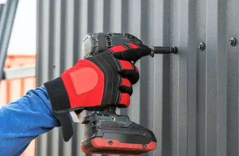 Travaux de zinguerie - La Chapelle-Longueville